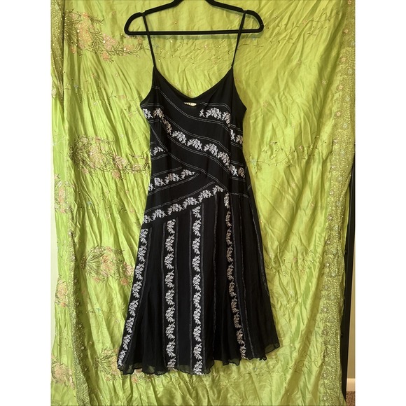 Dresses & Skirts - Vintage 90s ICE Silk Dress Black & White Midi Floral Print Lined Boho Size 14